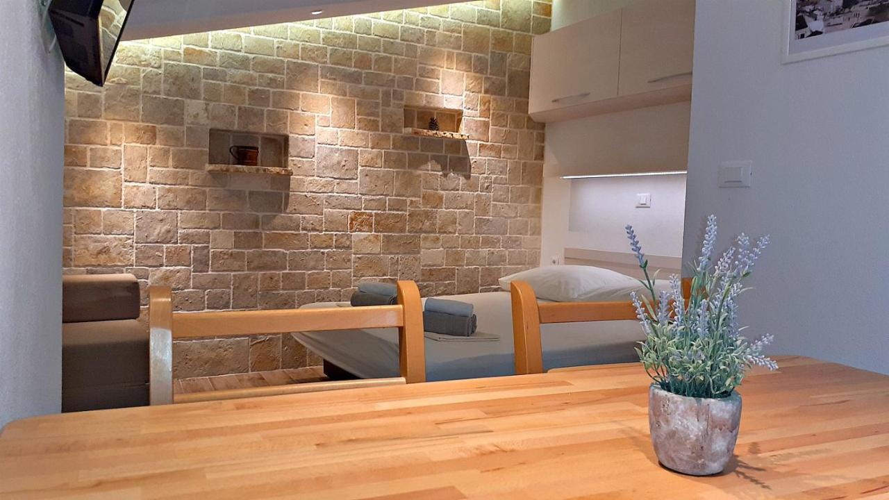 Stone House Bonaca Apartment Baška Voda Екстериор снимка