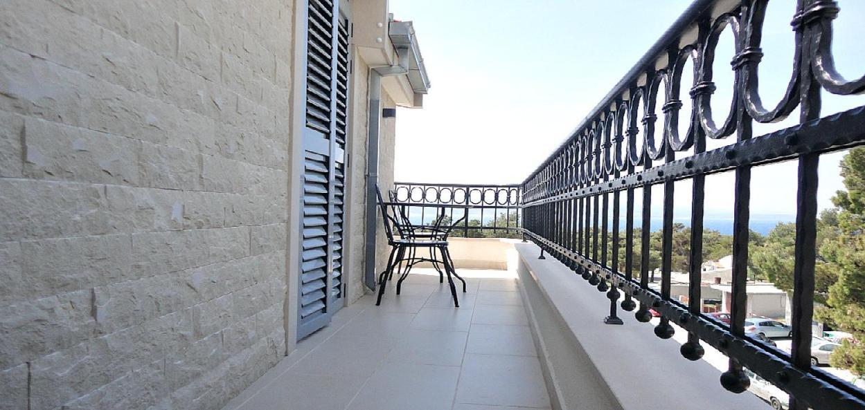 Stone House Bonaca Apartment Baška Voda Стая снимка