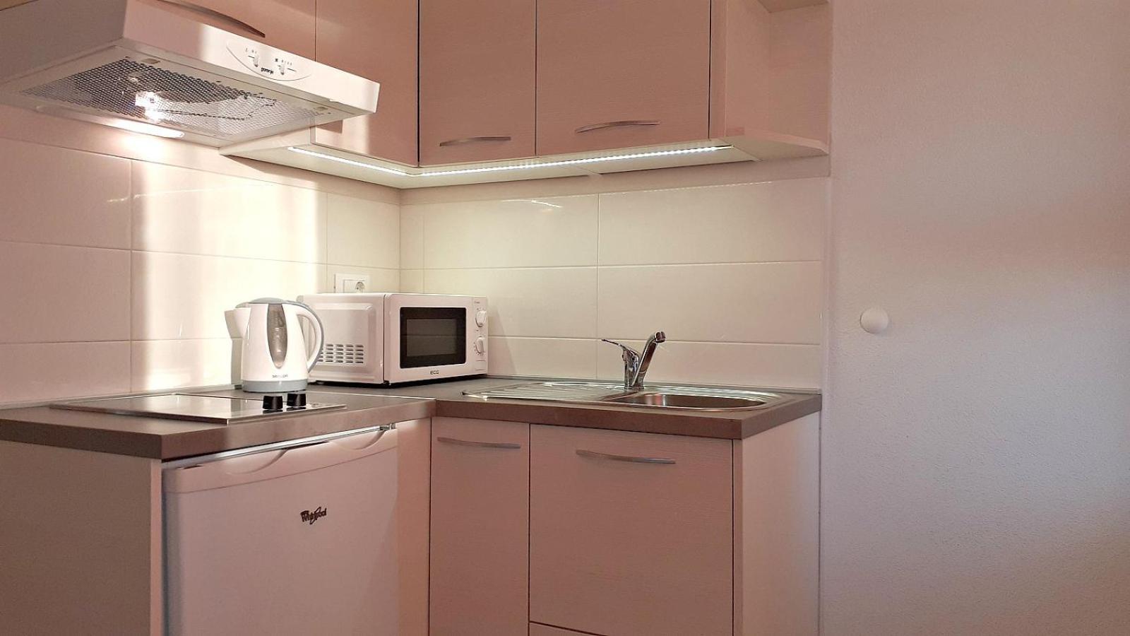 Stone House Bonaca Apartment Baška Voda Стая снимка