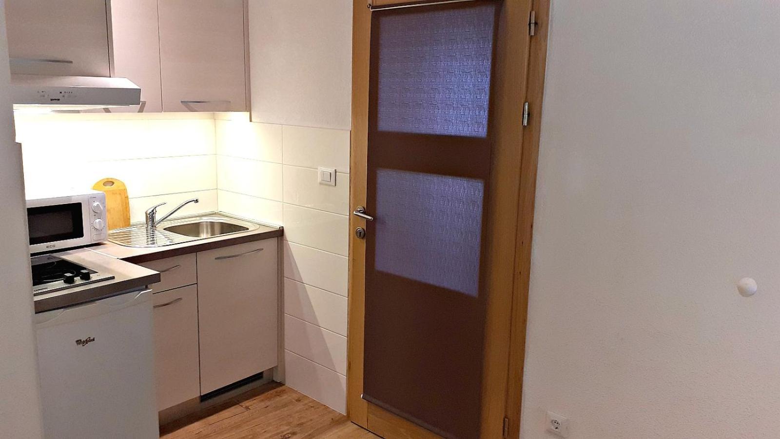 Stone House Bonaca Apartment Baška Voda Стая снимка