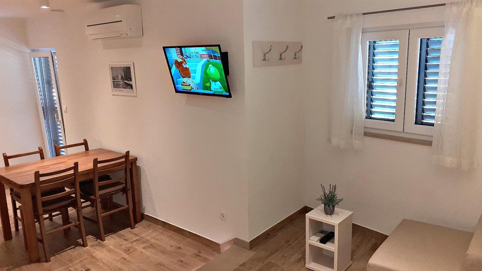 Stone House Bonaca Apartment Baška Voda Стая снимка