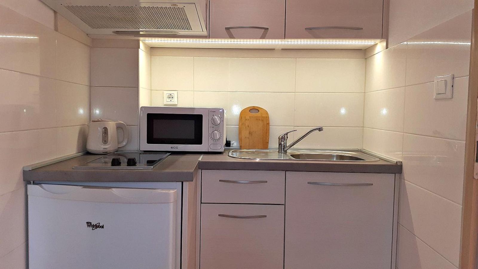 Stone House Bonaca Apartment Baška Voda Стая снимка